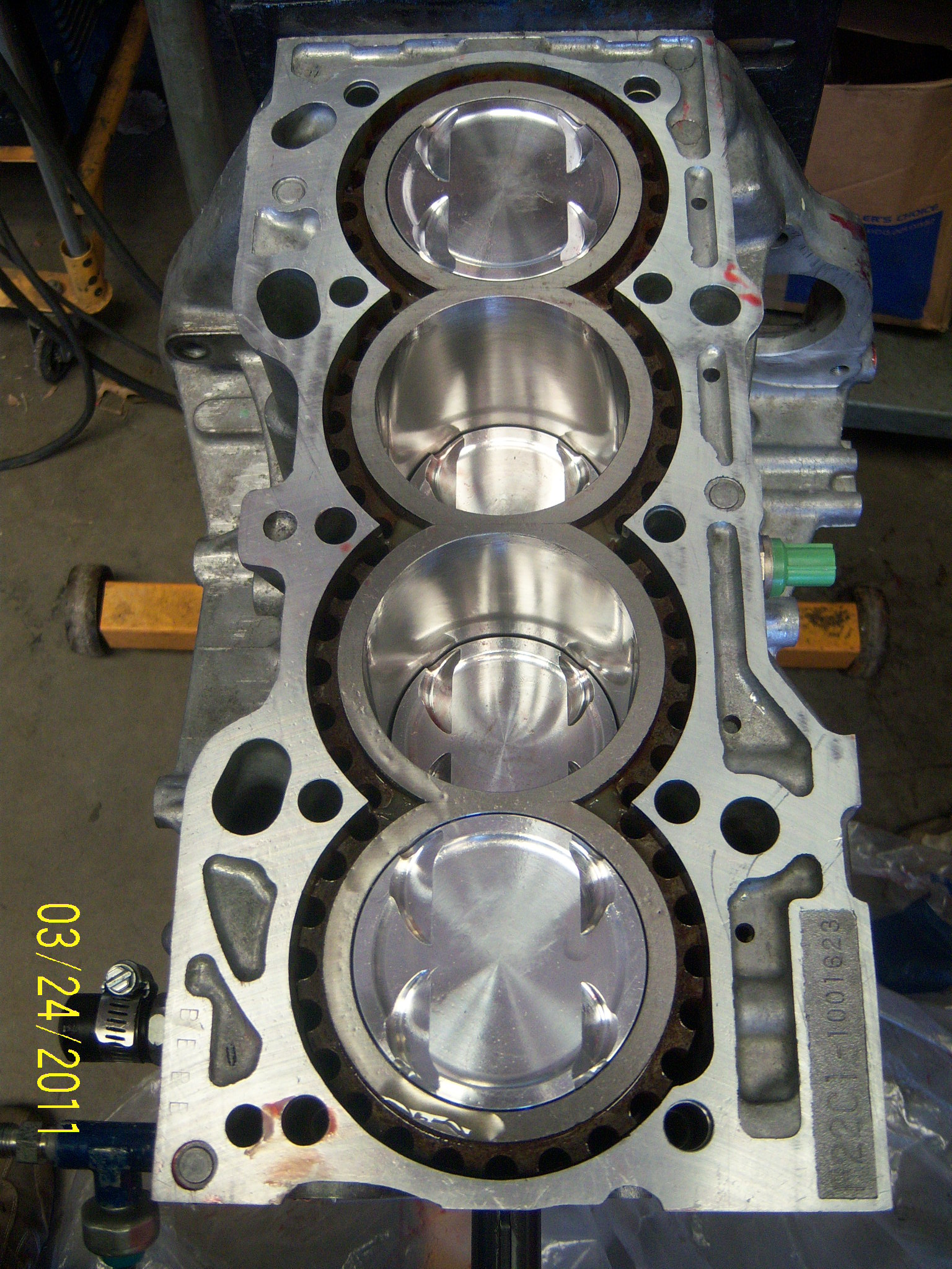 s2000engineassembly19.jpg