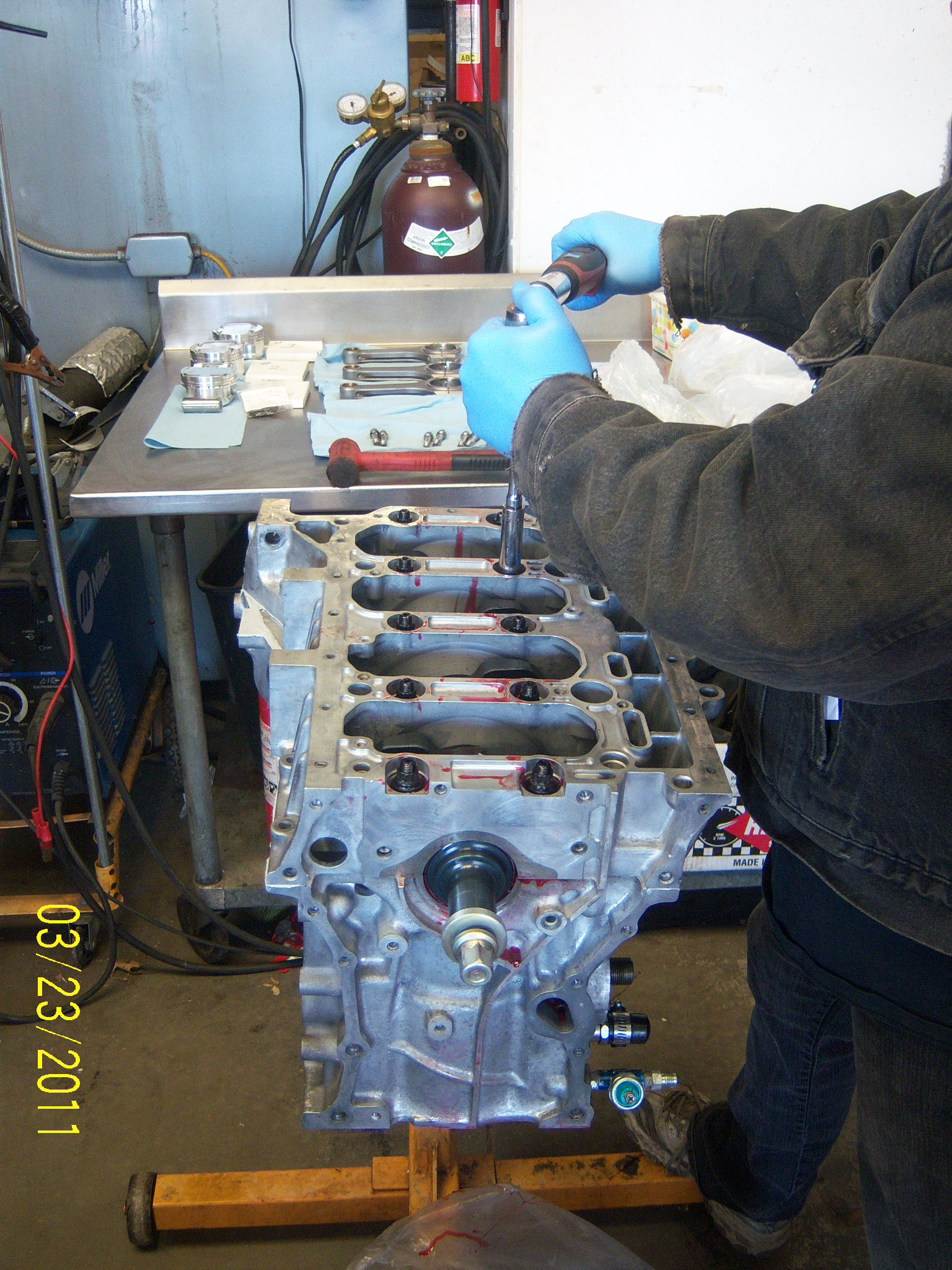 s2000engineassembly9.jpg